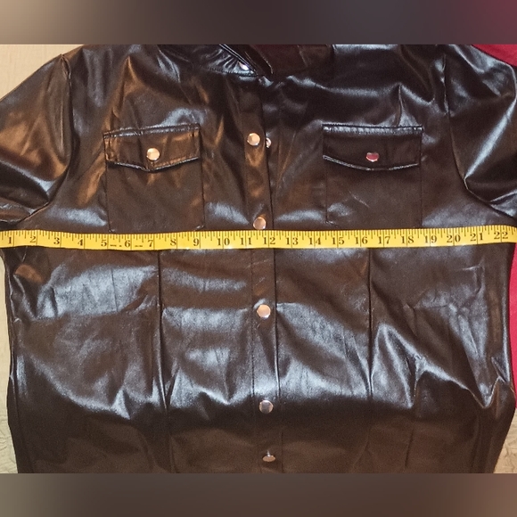 Faux Leather Designer Jacket 🧥 (1XL) - Picture 7 of 7